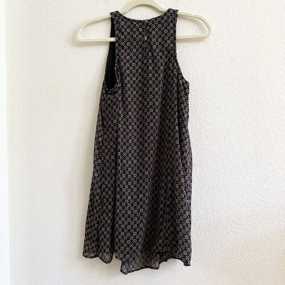 Abercrombie & Fitch Sleeveless Lined Floral Black White Swing‎ Dress Size XS - Picture 6 of 11